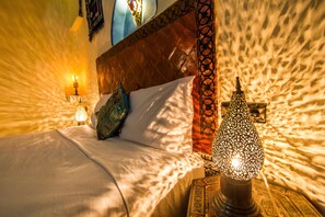 Triple Room (Chefchaouen) - Dar Mansoura (Fes)