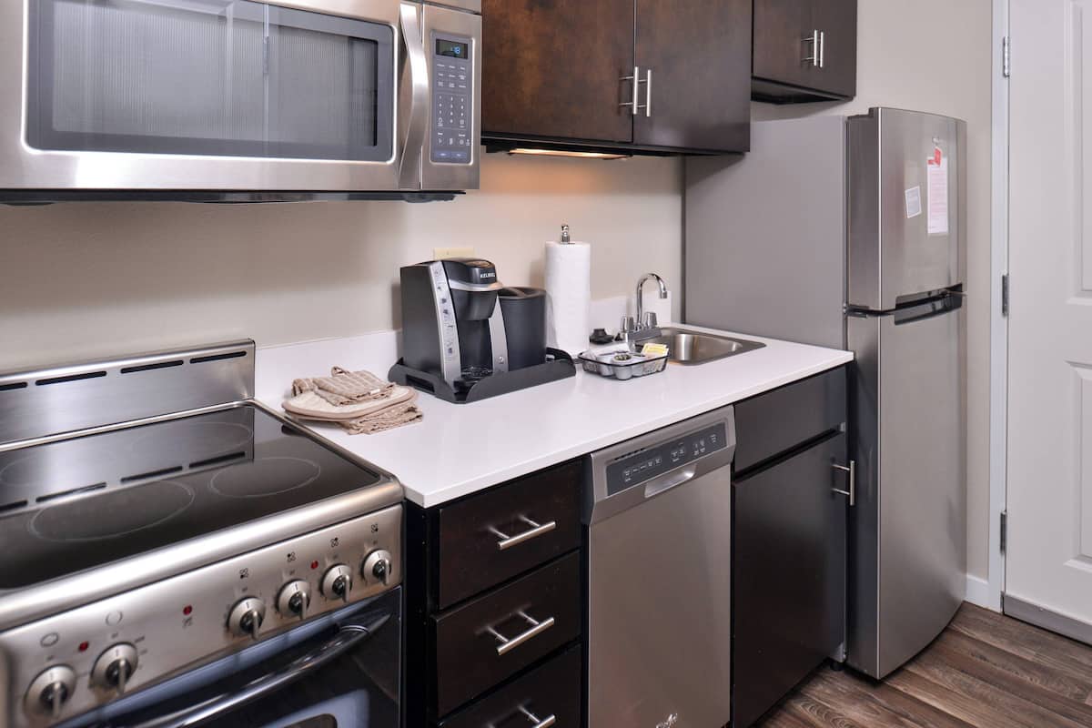 1 bedroom, blackout curtains, iron/ironing board, free cots/infant beds