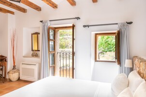 Double or Twin Room | Memory foam beds, in-room safe, individually decorated