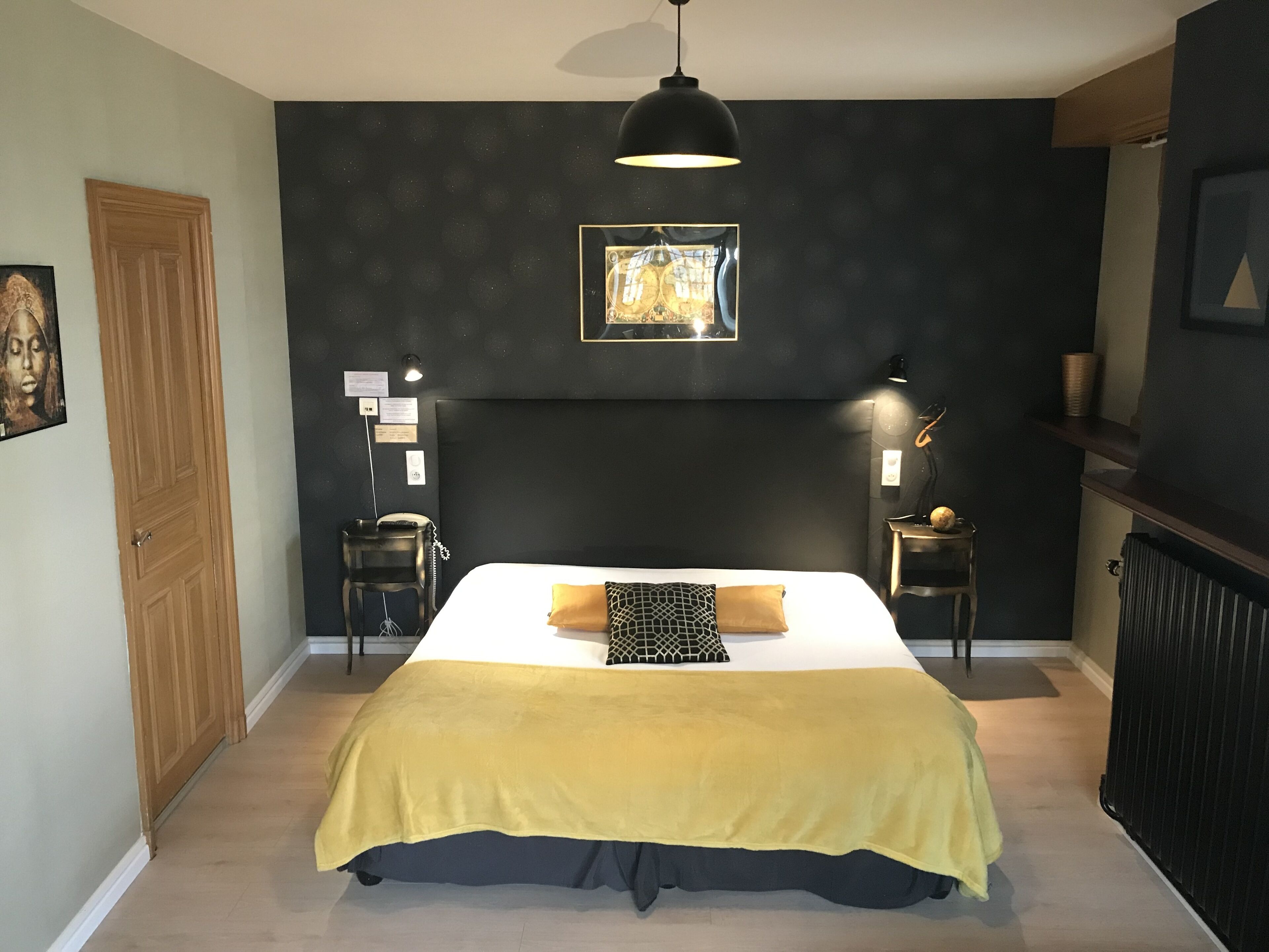 room | premium bedding, desk, blackout curtains, soundproofing