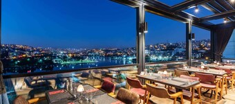 Ramada by Wyndham Istanbul Golden Horn