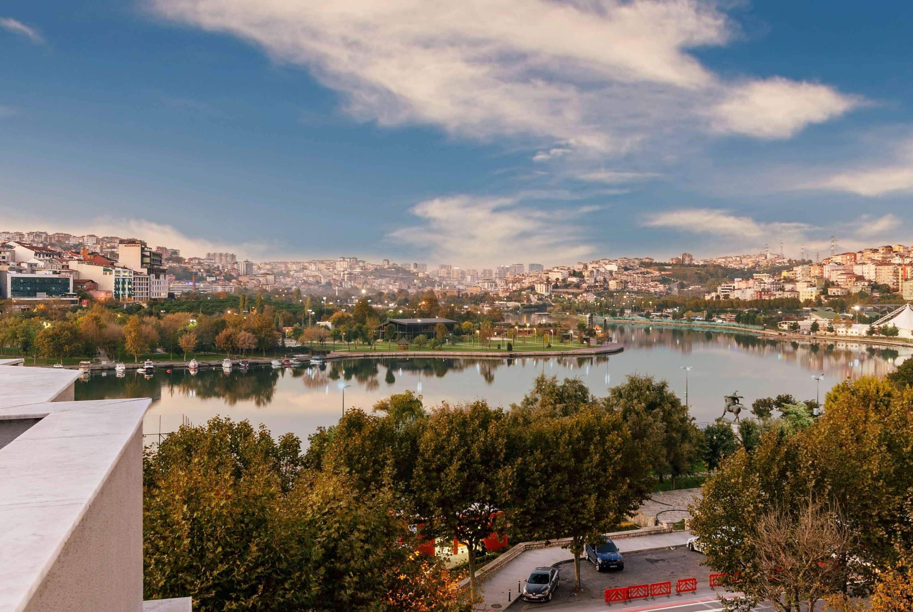 Foto - Ramada by Wyndham Istanbul Golden Horn