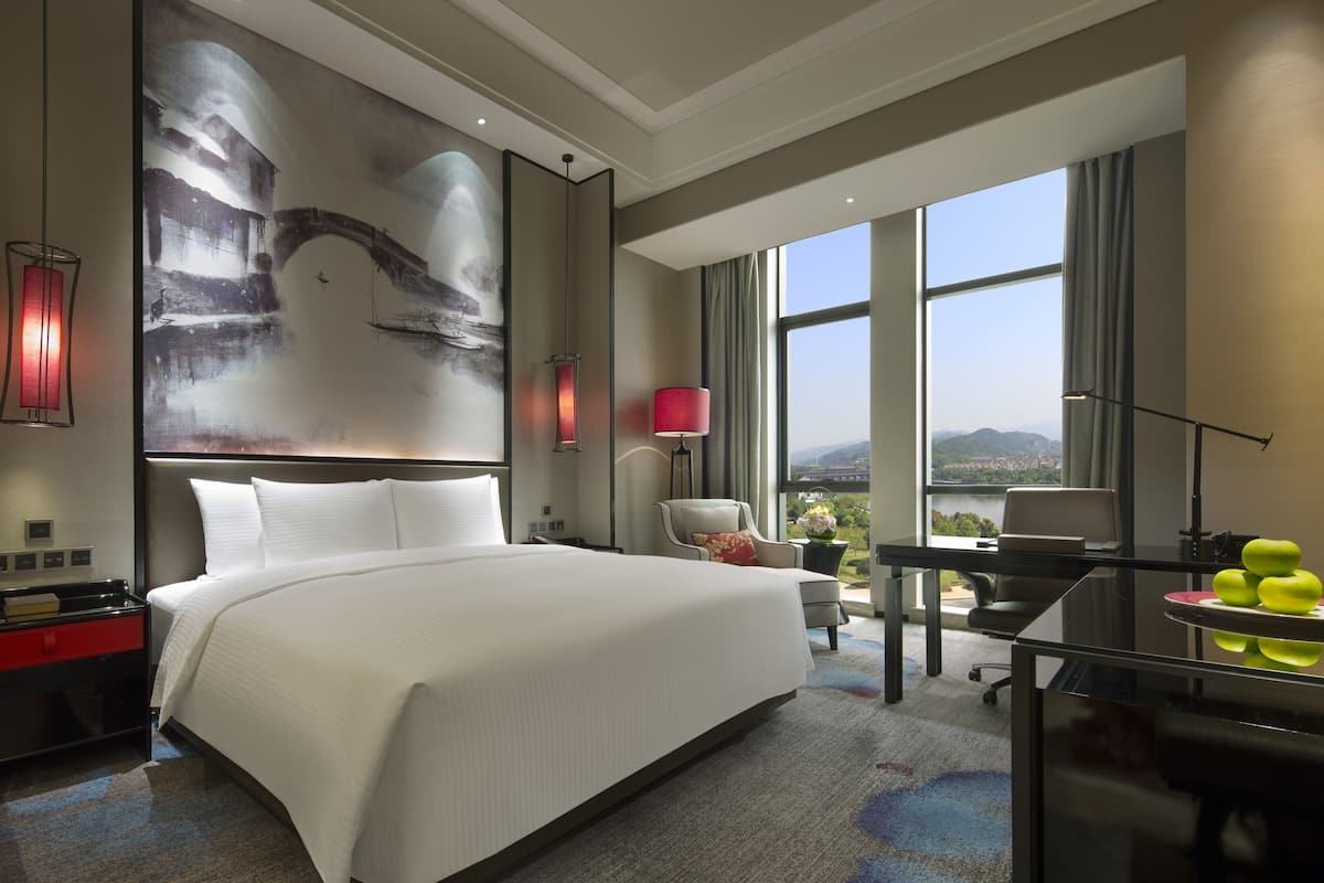 Premium bedding, minibar, in-room safe, individually decorated