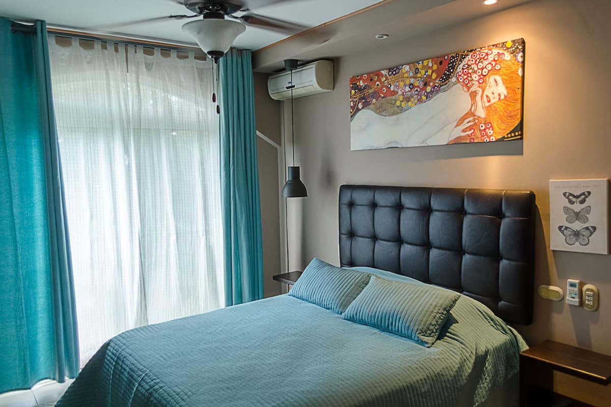 Apartment, 2 Bedrooms | 1 bedroom, iron/ironing board, WiFi (free)