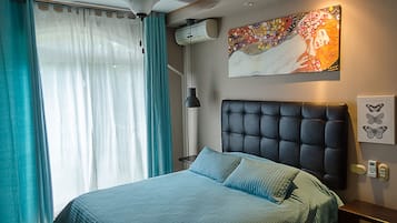 Apartment, 2 Bedrooms | 1 bedroom, iron/ironing board, free WiFi