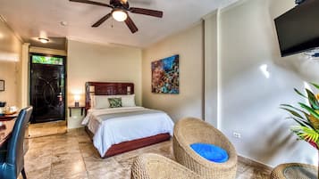 Standard Room | Egyptian cotton sheets, premium bedding, down comforters, pillowtop beds