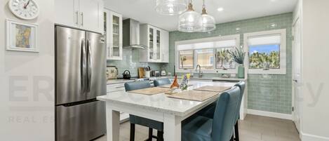 Stadtwohnung, 2 Schlafzimmer | Eigene Küche