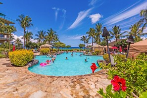 Appart'hôtel, 1 chambre | Piscine | Piscine extérieure, piscine naturelle, chaises longues