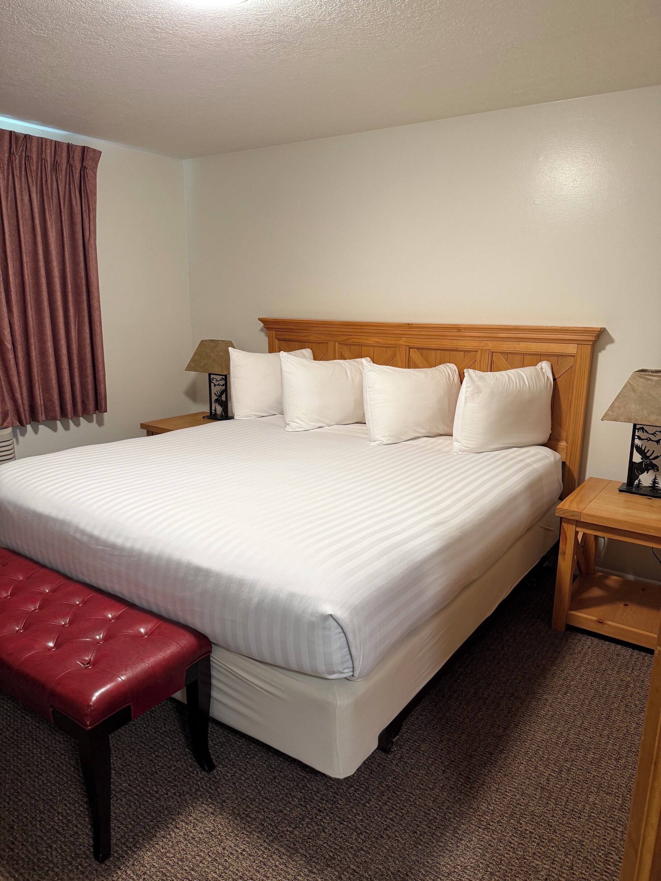 House, 2 Bedrooms | Desk, iron/ironing board, WiFi (free), bed sheets