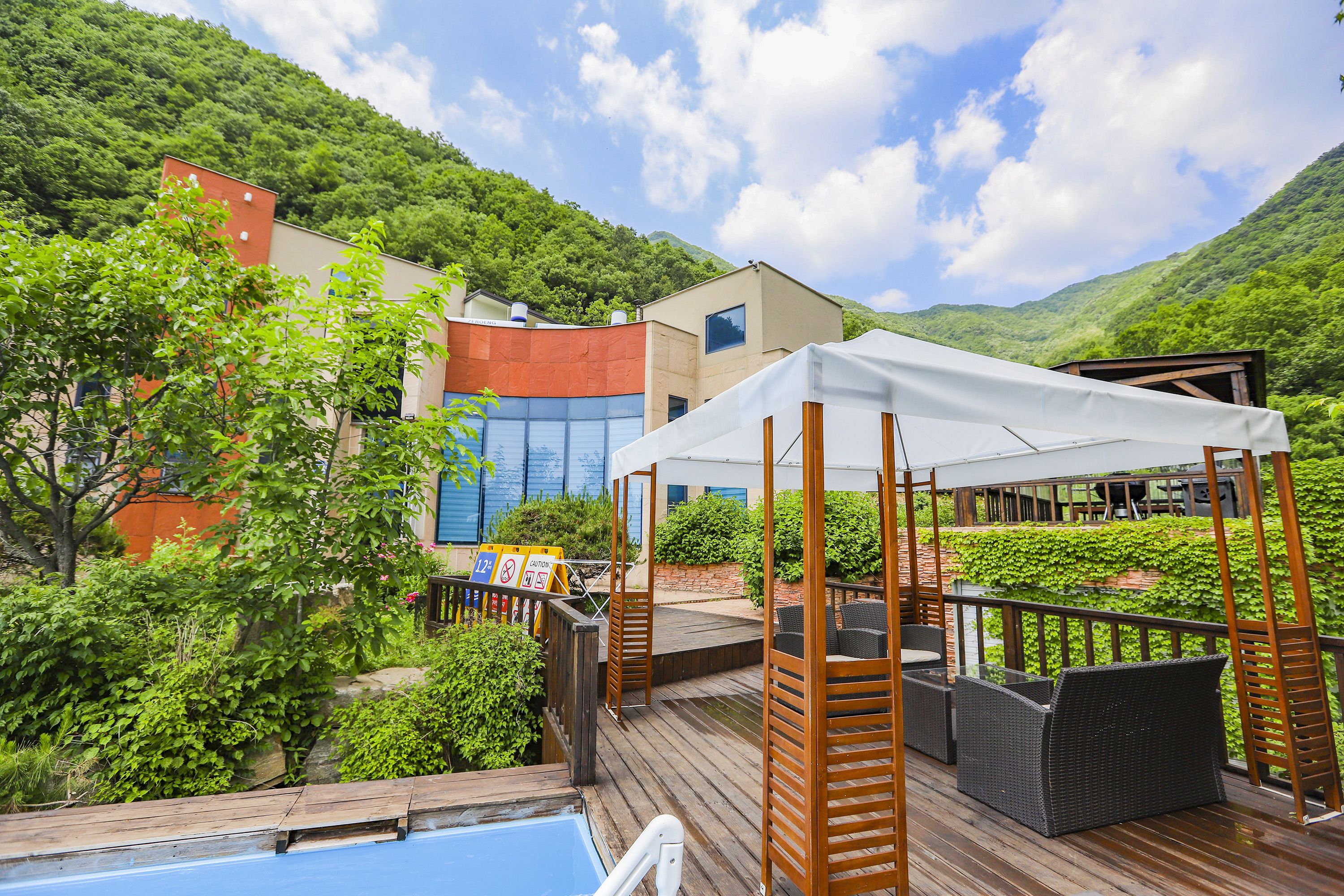 Premium Private Pool Villa (Queenbed 4+Bedroom 3)+Private pool | Terrasse/Patio