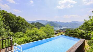 Premium Private Pool Villa (Queenbed 4+Bedroom 3)+Private pool | Quang cảnh từ phòng