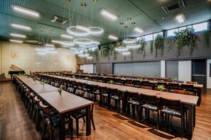 Restaurant - St Catherine's on Park (Crawley)