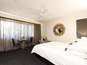 Desk, laptop workspace, blackout drapes, soundproofing - St Catherine's on Park (Crawley)