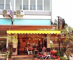 Exterior - U Dee Room & Coffee (Kanchanaburi)