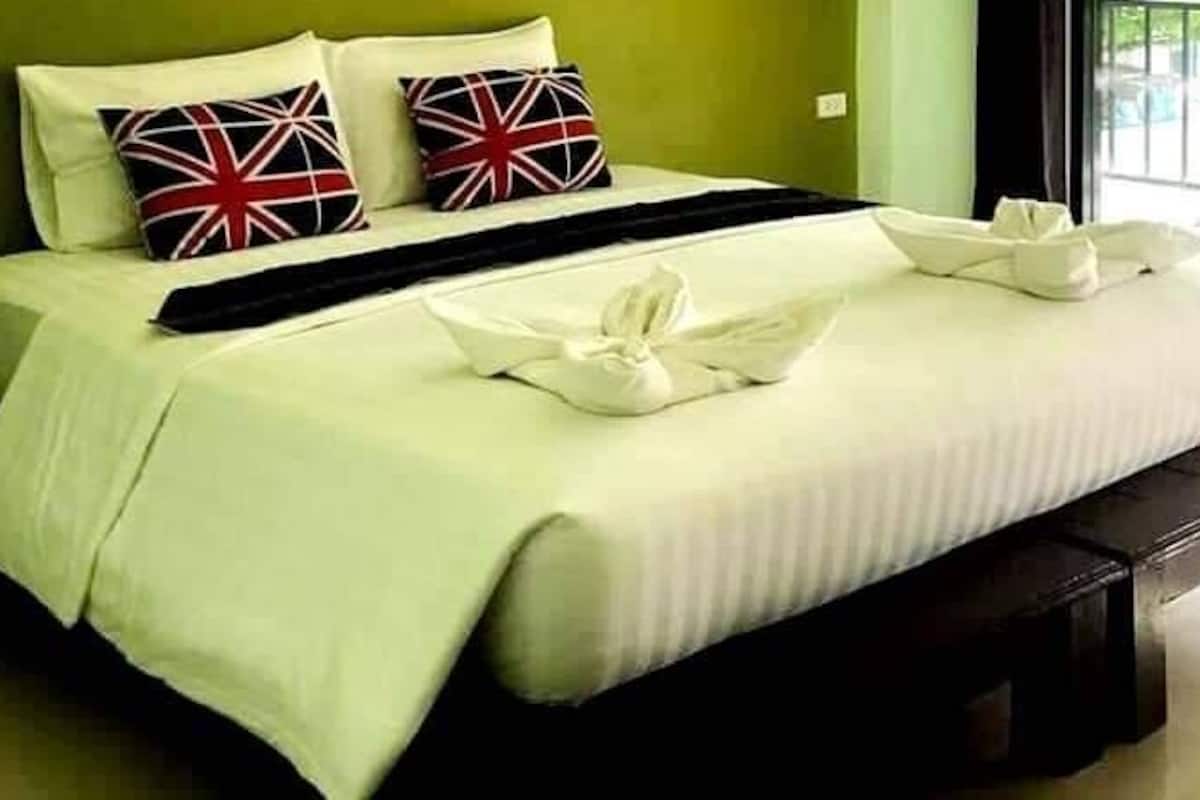 Standard Double Mountain View Room | Biancheria da letto di alta qualità, una scrivania, tende oscuranti