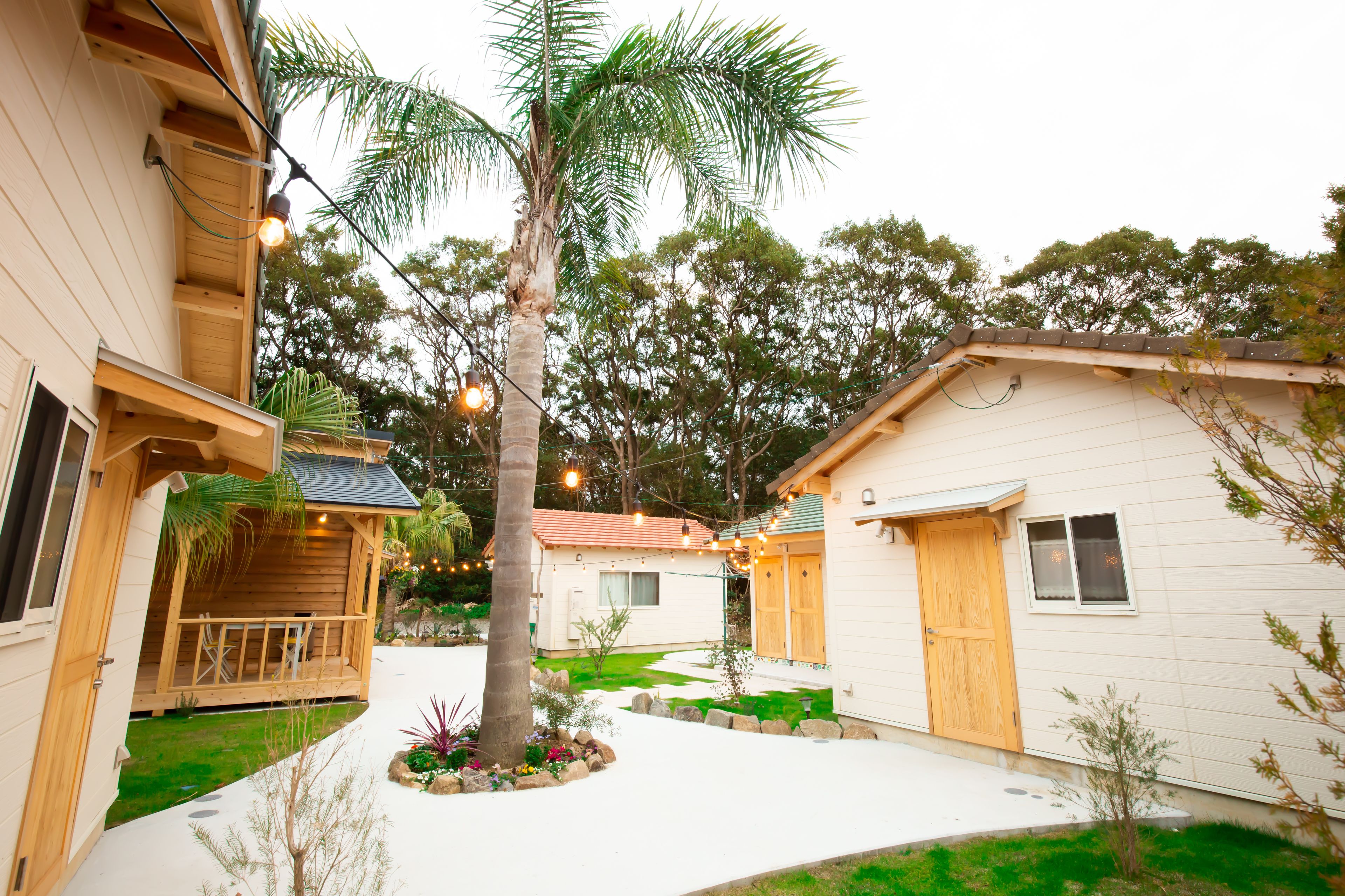 المنشأة من الخارج