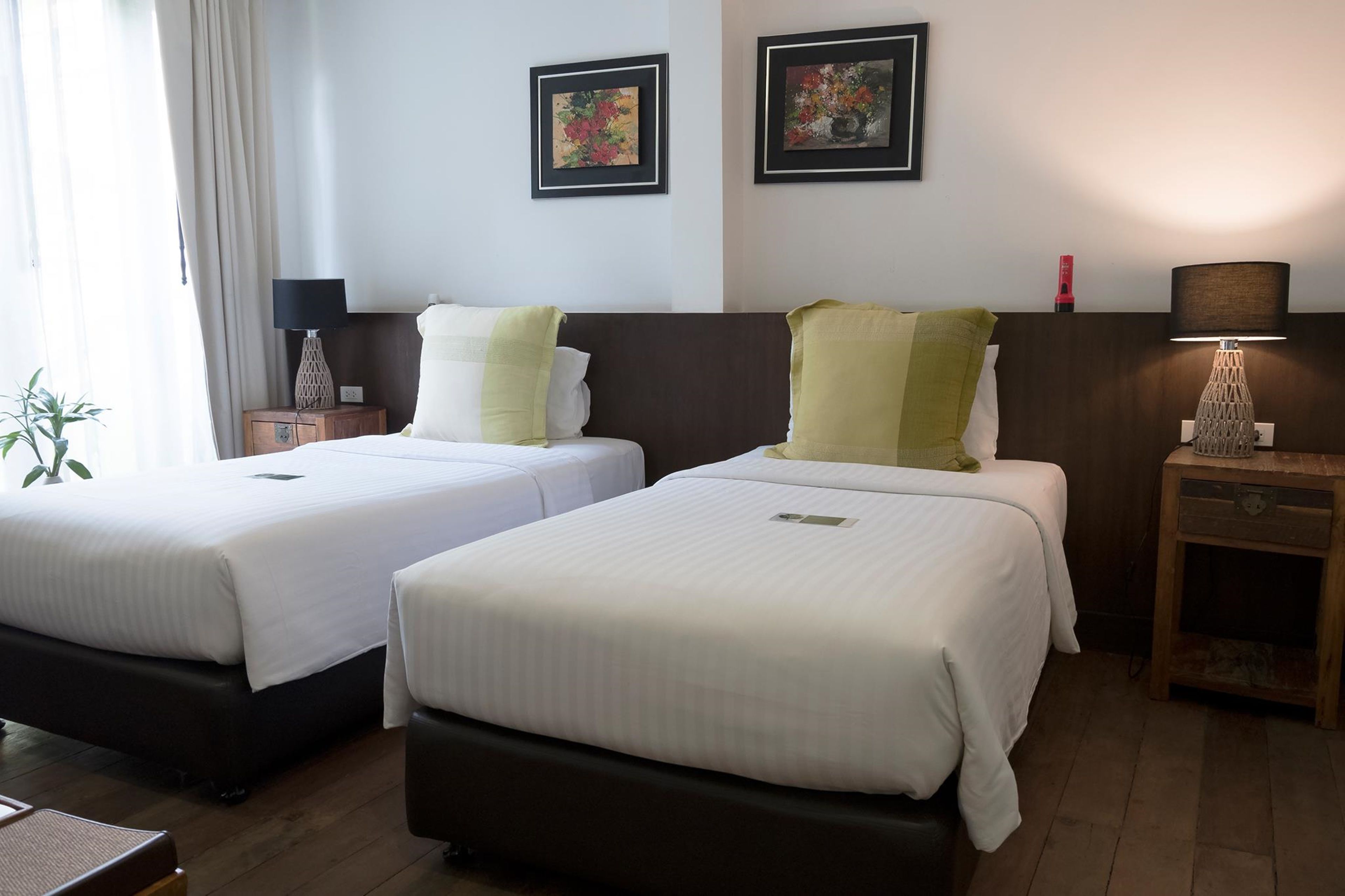 1 bedroom villa | minibar, in-room safe, desk, blackout curtains