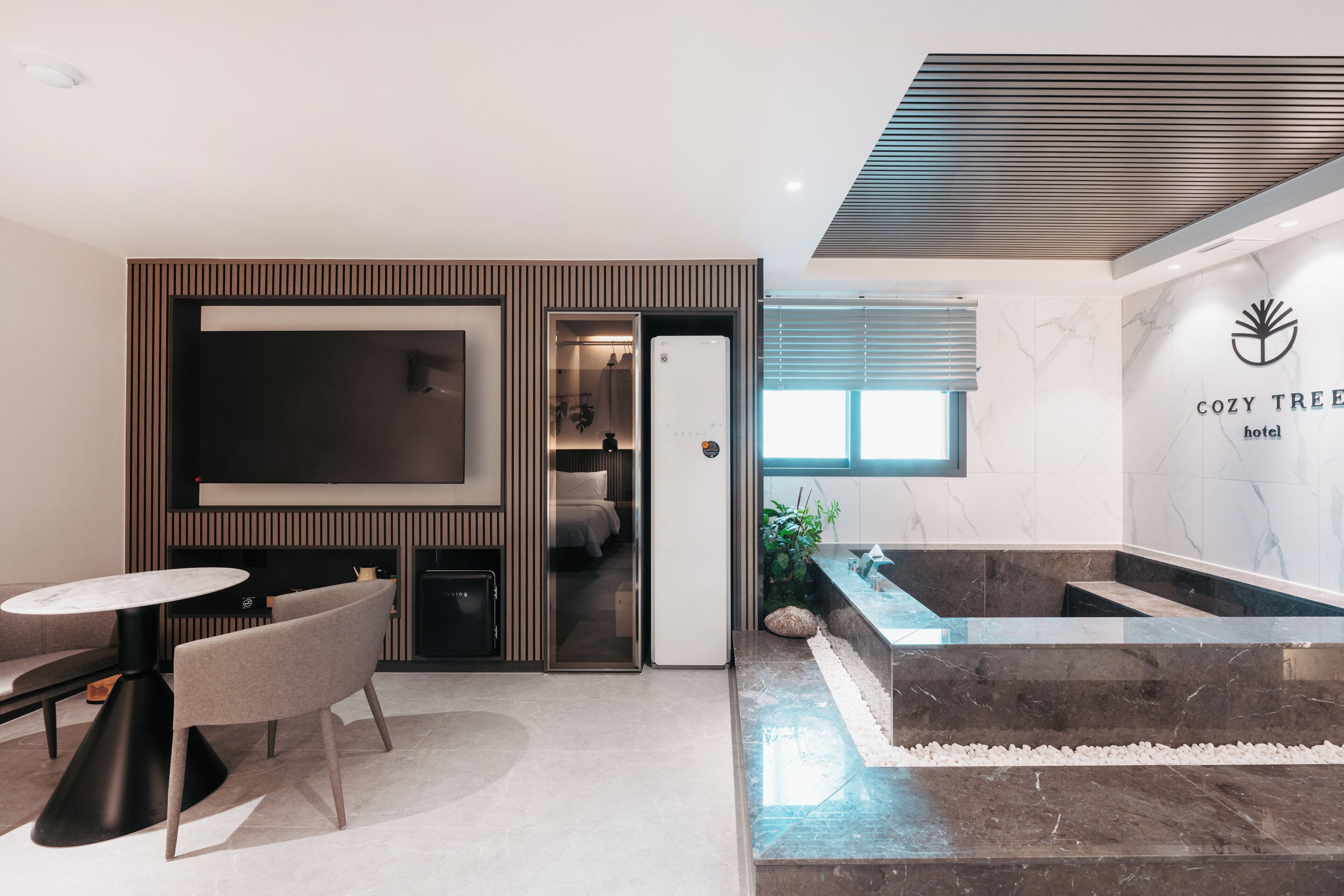 Premier Suite | Free WiFi