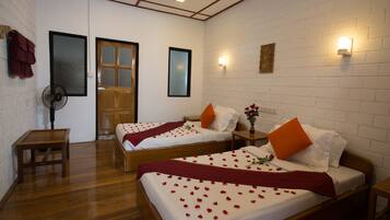 Quarto standard ( Fan ) | 1 quarto, cofres nos quartos, escrivaninha, Wi-Fi de cortesia