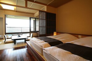 In-room safe, desk, soundproofing, free WiFi - Kakimotoya (Heguri)