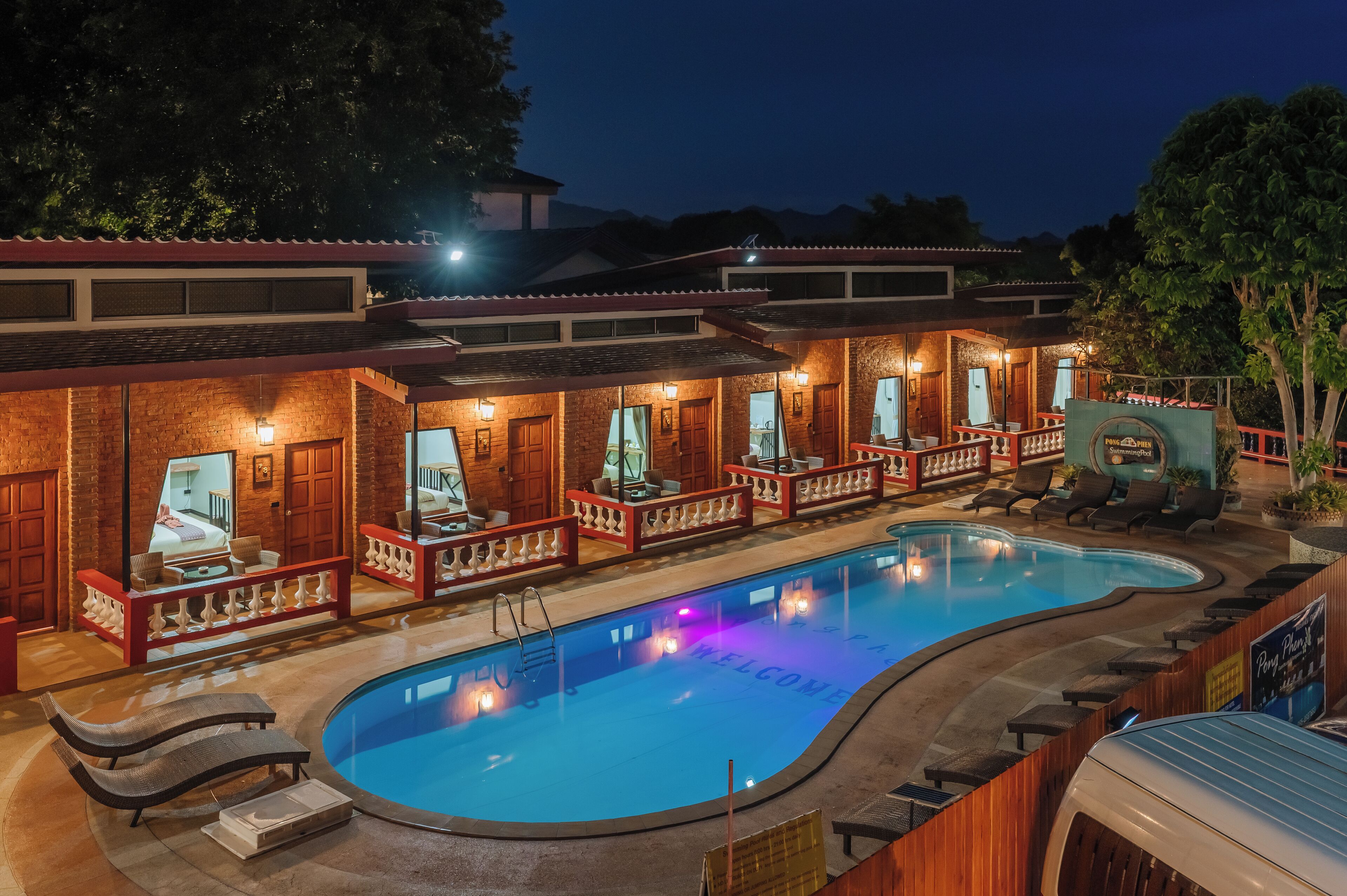 Outdoor pool, pool loungers