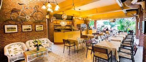 Área de estar no saguão