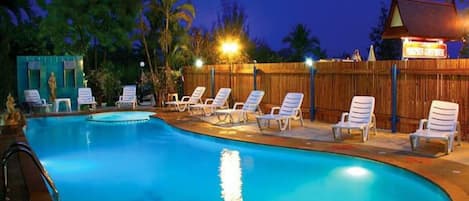 Outdoor pool, pool loungers