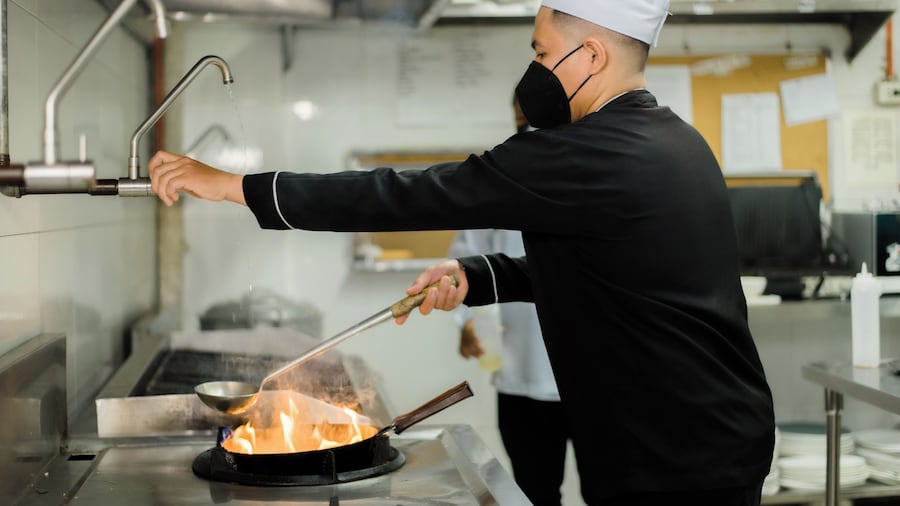 太阳城套房酒店