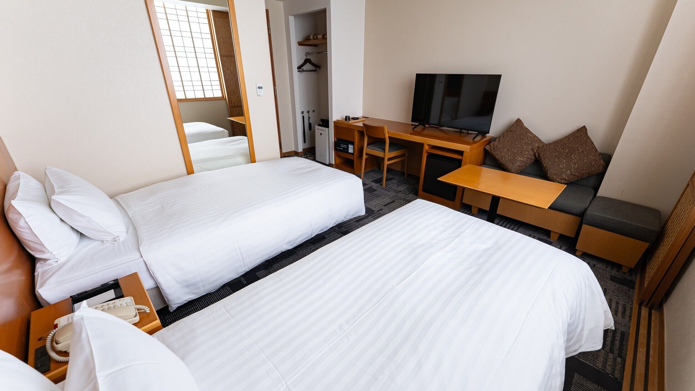 In-room safe, desk, iron/ironing board, free cots/infant beds