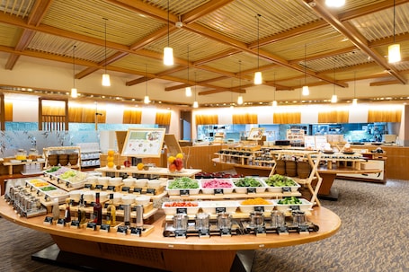 Daily buffet breakfast for a fee. Nara Kenko Land Plaza Hotel