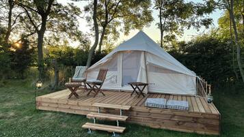 Luksus-telt - 1 kingsize-seng | Opholdsområde