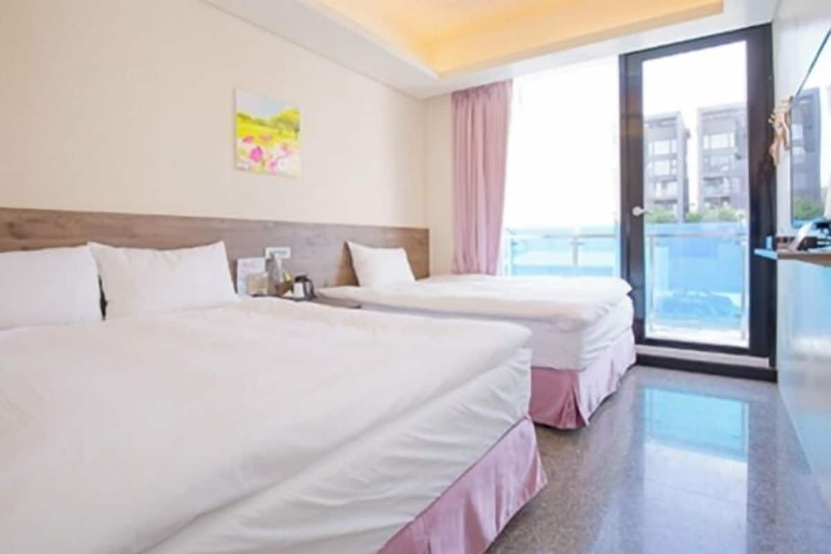 Premium bedding, blackout curtains, soundproofing, free WiFi