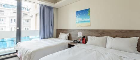 Economy Quadruple Room, 2 Double Beds