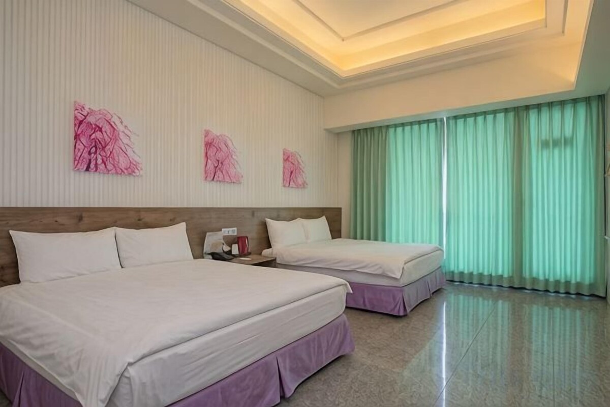 Premium bedding, blackout drapes, soundproofing, WiFi (free)