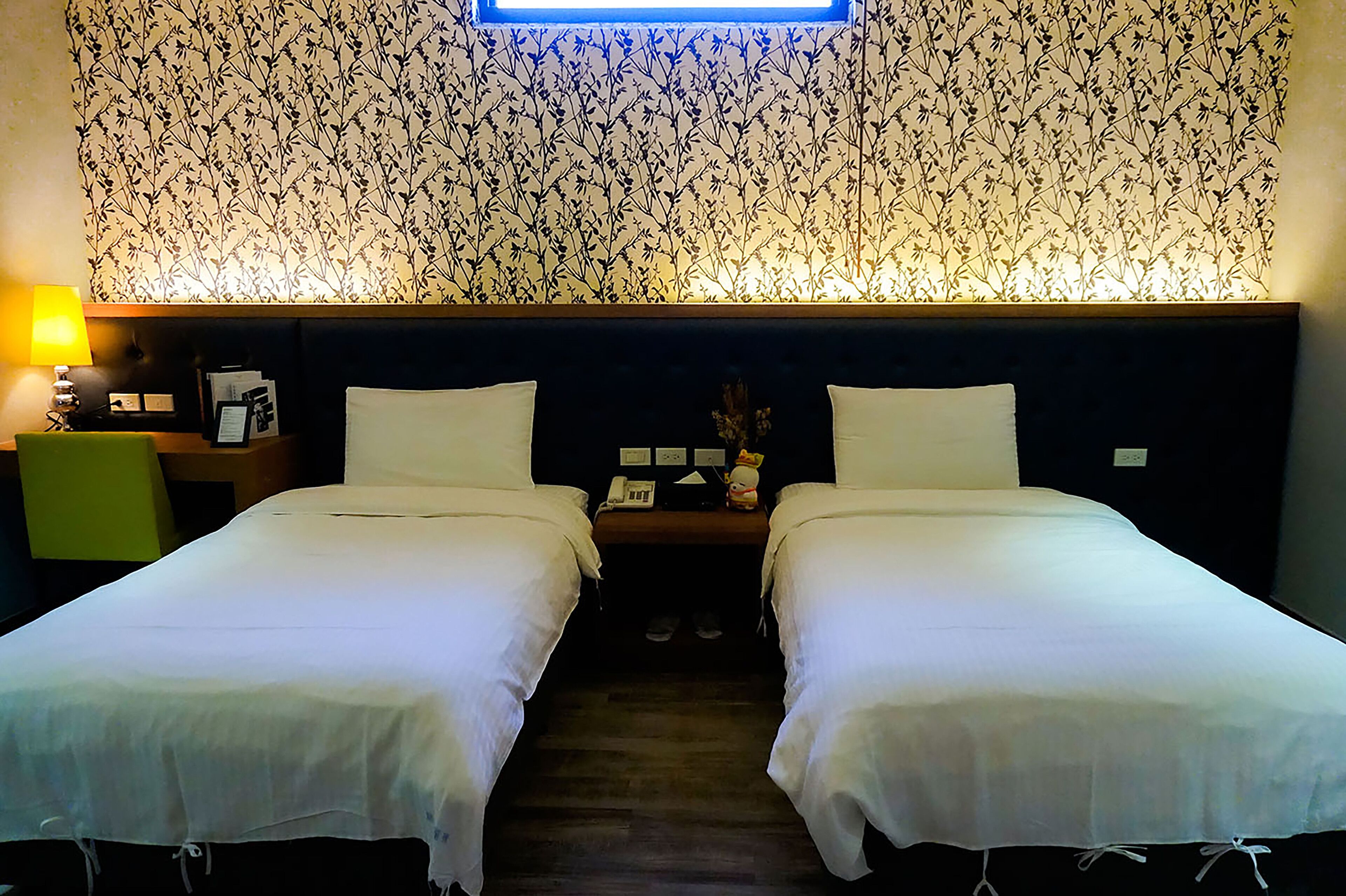 standard double room, 2 twin beds (no window) | desk, blackout curtains, soundproofing, free wifi