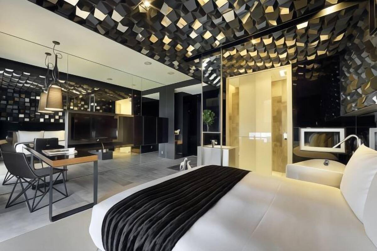 In-room safe, blackout curtains, soundproofing, free WiFi