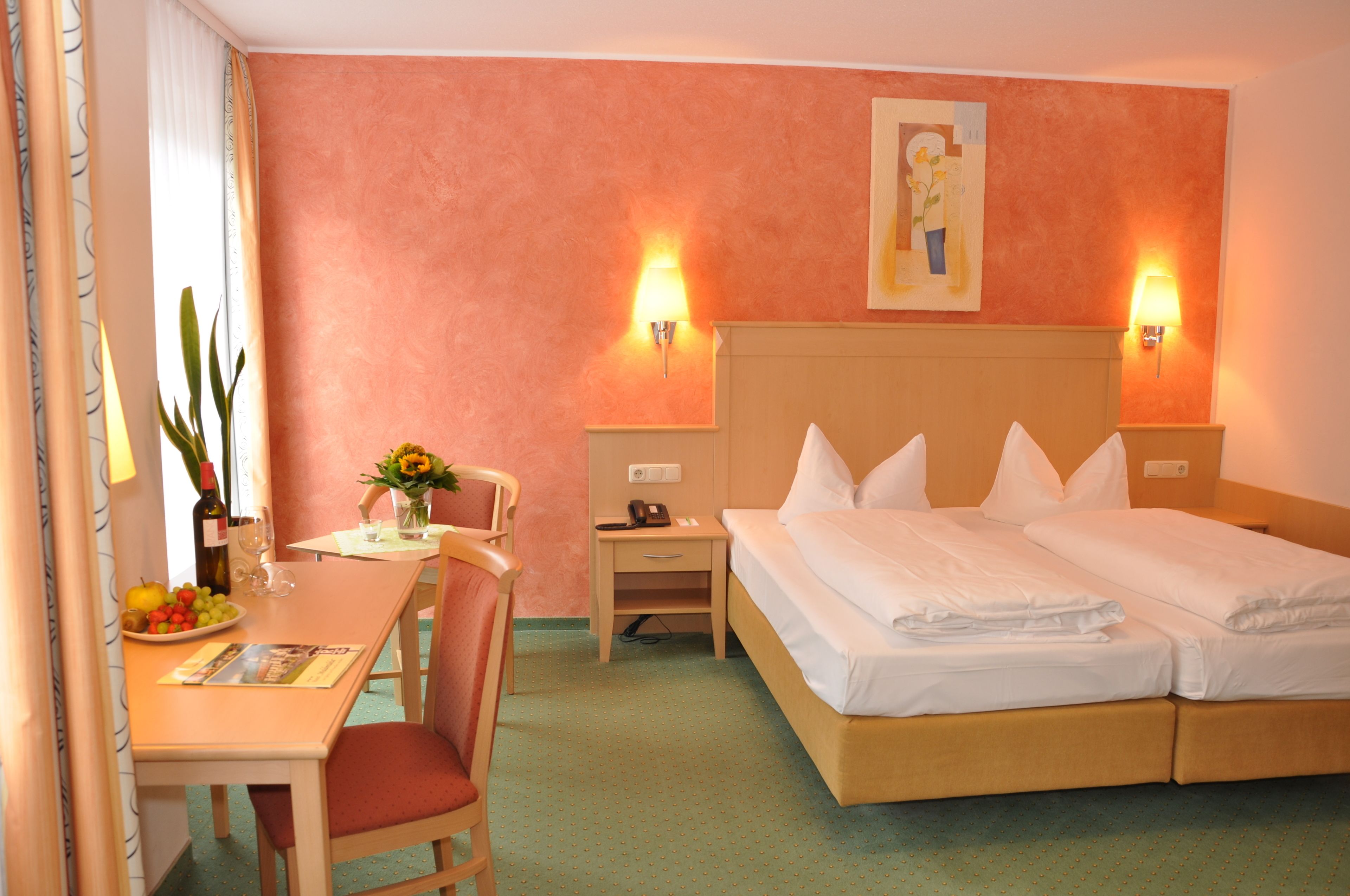 comfort double room | desk, free cots/infant beds, free wifi, bed sheets