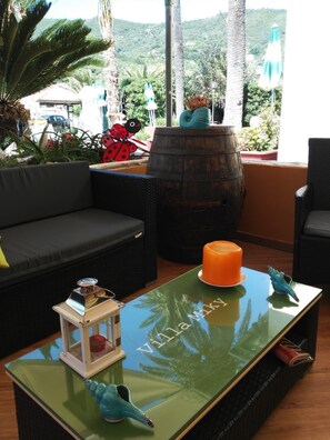 Lobby sitting area