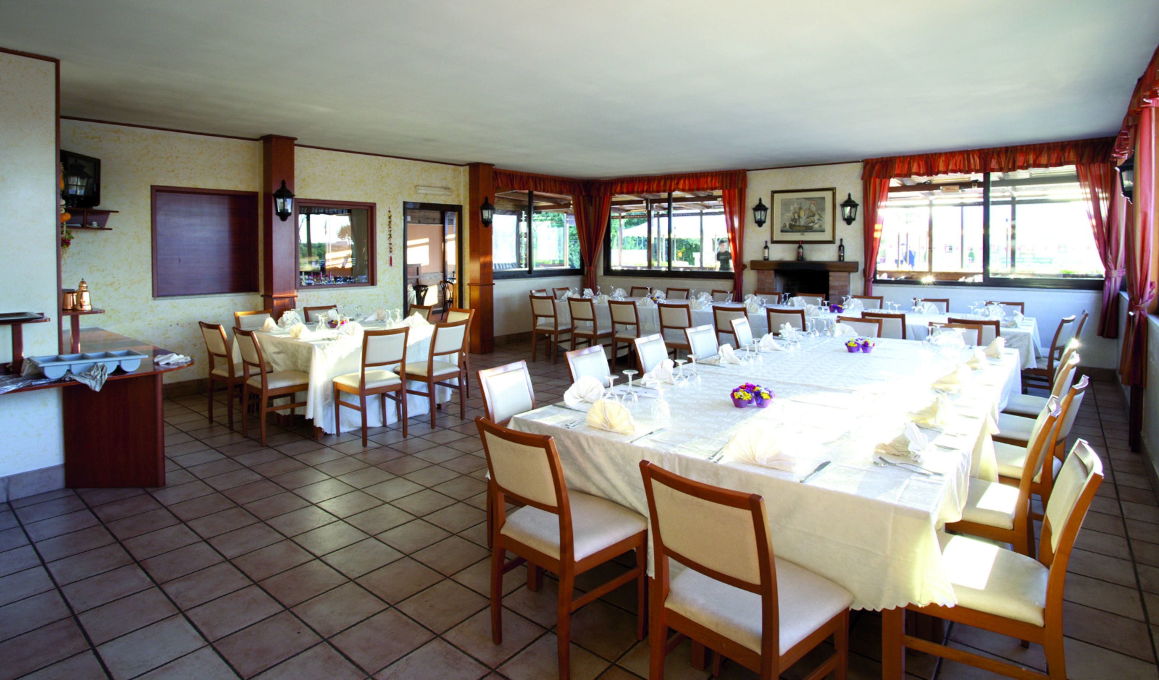 Photo - Real Village Roma