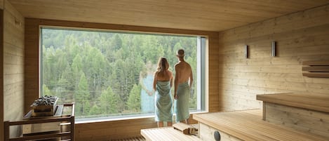 Sauna, hot tub, steam room, body treatments, aromatherapy