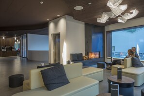 Sala de estar en el lobby