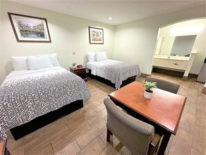 Standard Double Room, 2 Double Beds, Smoking - Budget Inn (Northport)