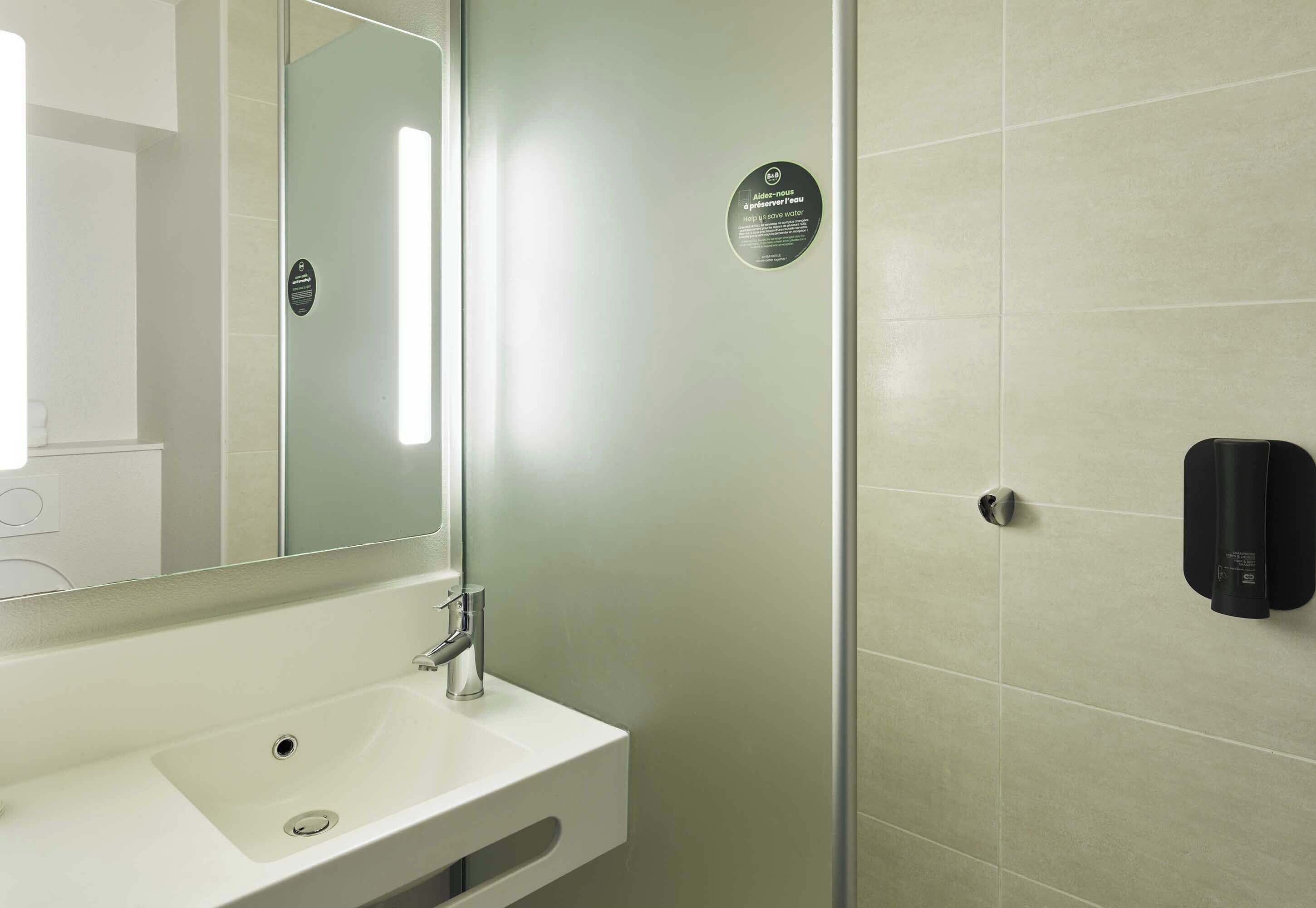 Foto - B&B HOTEL Paris Est Bobigny Université