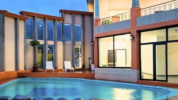 Outdoor pool, open 9:00 AM to 8:00 PM, pool umbrellas, sun loungers