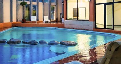 Hotel Paseo de la Presa