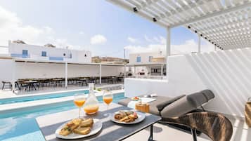 Superior Suite, Private Pool | Minibar, individually furnished, soundproofing, free WiFi