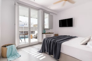 Juniorsvit - privat pool | Minibar, unika möbler, ljudisolering och gratis wi-fi