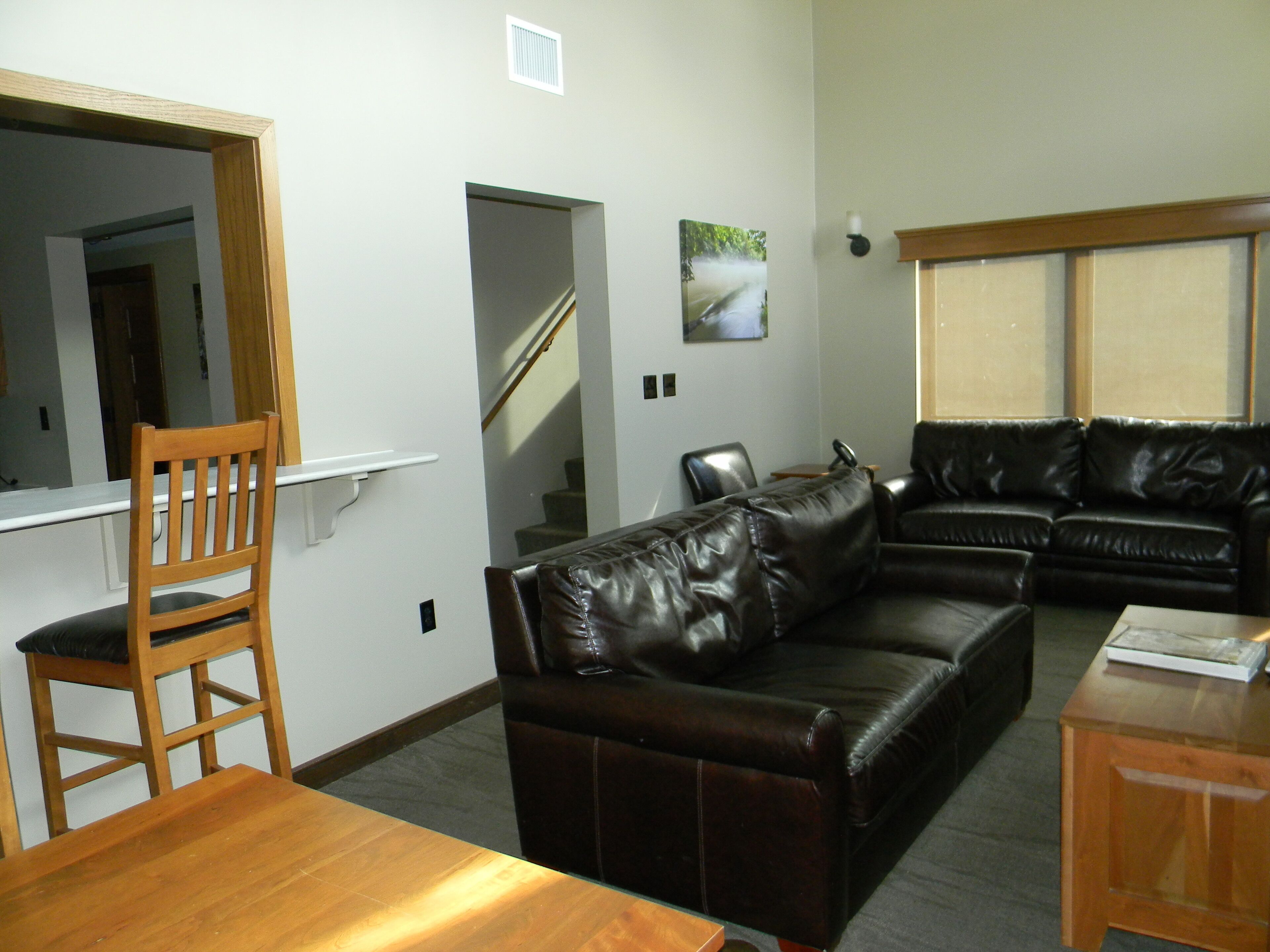 Duplex, 3 Bedrooms, 2 Bathrooms | Desk, iron/ironing board, free WiFi, bed sheets