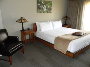 Suite, 2 soverom | Skrivebord, strykejern/-brett, wi-fi (inkludert) og sengetøy