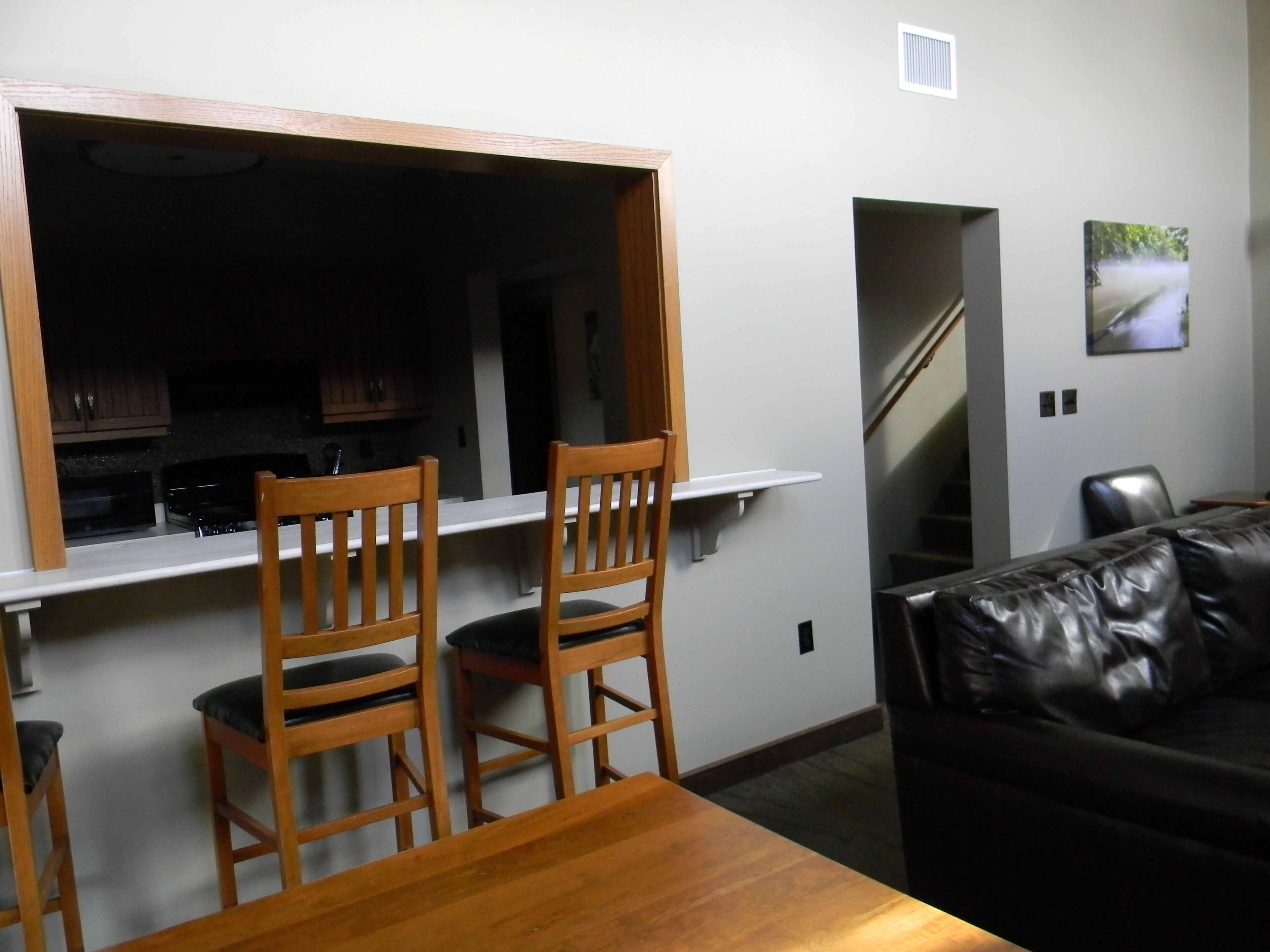 duplex, 3 bedrooms, 2 bathrooms | desk, iron/ironing board, free wifi, bed sheets